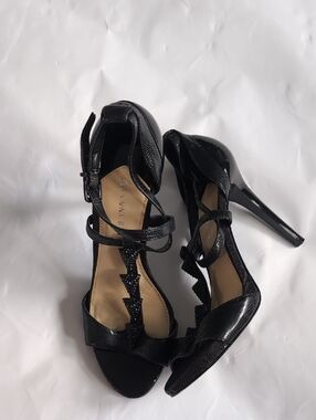 Gianni Bini Black Strappy High Heel Sandals - 7.5M